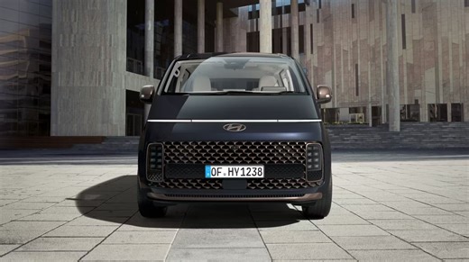 Huge car brand ‘set to launch new EV version’ of futuristic 9-seat minivan