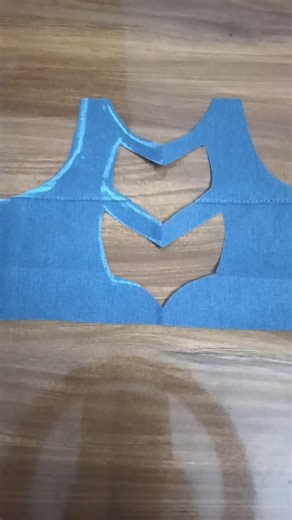 New design cutting trick 😱#youtubeshorts #nightdresscuttingandstitching #viralvideos #shorts