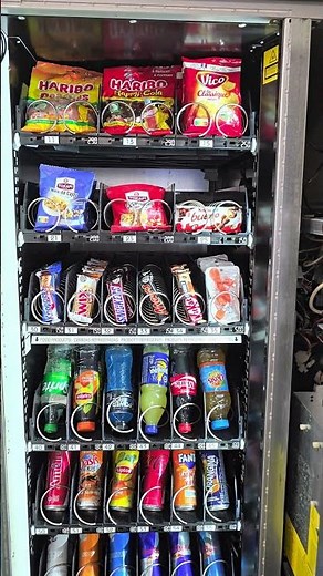 Distributeur Automatique #business #distributeur #2025 #viral #argent #money #snacks #like