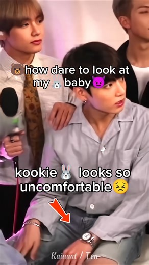 taehuyng 🐻 protects his kookie 🐰when he was too uncomfortable 😣💜 #bts #taehyung #jungkook #shorts