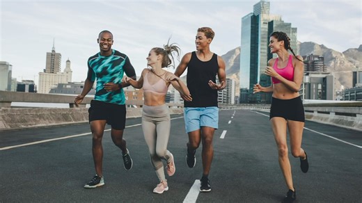 #BEACHBUDDY AKTION FREUNDE EINLADEN & SPAREN Aktion bis 15.05.2024 Lade deine Freunde zu einer kostenlosen, unverbindlichen Probewoche bei VeniceBeach ein. Dein Vorteil: Entscheiden sich deine #BeachBuddys bis einschließlich 15. Mai 2024 für eine VeniceBeach Mitgliedschaft, trainierst du für jedes geworbene Mitglied vier Wochen beitragsfrei. Zum Ausfüllen des Gutscheins benötigst du deine Mitglieder ID. Diese findest du auf deiner Membercard, deinem Vertrag oder auf dem Kontoauszug. | VeniceBeac