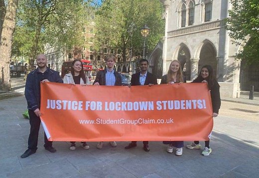 Thousands take university to court over disrupted learning