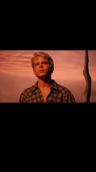 ponyboy come home the kids miss you 🥹 #theoutsiders #theoutsidersedits #ponyboycurtisedit #fypシ #ponyboy