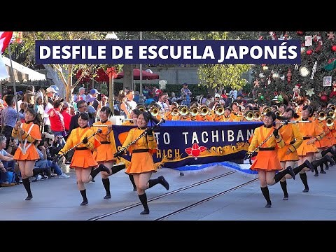 Desfile De Chicas Japonesas De Preparatoria (NO LO VAS A CREER)