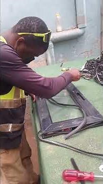 WACTH HOW WE assembly the glass window