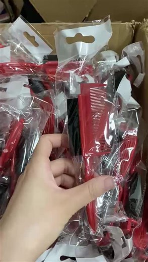 ✨We specialize in barber salon product wholesale directly from China factory. ✨We offer logo printing services. 📧Jeanne.vchoice@outlook.com WhatsApp 86 135 103 326 91 #barber #barberia #barbershop #barberlife #hairbrush