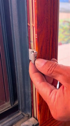 The problem of the windows not closing properly has been solved