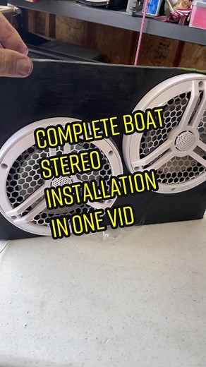 Here is the complete installation of the stereo system. I will try to find a way to record the audio to show you guys how it sounds. Long story short took me about eight hours probably could’ve done it a little sooner but I took my time and did everything correctly it sounds amazing. #stereo #audio #customstereo #boat #skaraudio #lake