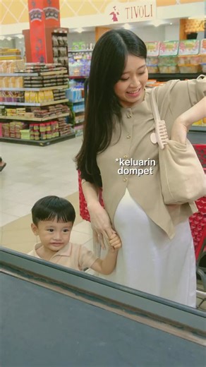 🍒 Nikita Kusuma on Instagram: "Yuk A+ Moms, ajak si Kecil ke Brastagi Supermarket sekarang untuk iktan Higher IQ Competition by @enfaclub! Dapatkan Higher IQ Kit & menangkan Smiggle Backpack untuk si Kecil cuma sampai 25 Nov! Kunjungi Brastagi Supermarket terdekat: 1. Brastagi Supermarket Gatsu (25 Oct - 25 Nov) 2. Brastagi Supermarket Tiara (10 - 25 Nov) @enfaclub @brastagi_supermarket #EnfagrowAPlus #HigherIQ #HigherDHA #HigherIQCompetition"