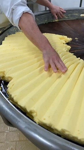 There's nothing better than BUTTER 🧈 Le Beurre Bordier kneads butter by HAND on a turning wooden tray to give it the ideal aroma and smooth, silky texture! | Food Network
