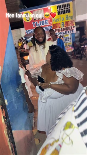 @Boobouline official