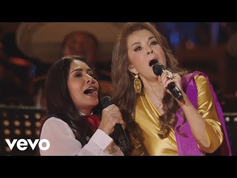 Las Tres Grandes - Acá Entre Nos (Primera Fila [En Vivo])