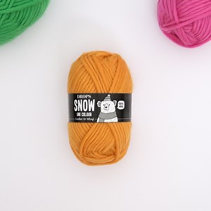 DROPS Snow is a soft, thick and easy to use single stranded yarn spun from 100% pure wool, that results in warm and comfortable garments, and that is ideal for felting. And you get it with a 30% discount for just a few more days! Hurry up and order your favourite colours today at garnstudio.com/sale #DROPSDesign #Garnstudio #Yarn #dropsvideo | Garnstudio DROPS design