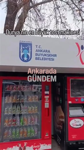 ANKARA GÜNDEM | SON DAKİKA ANKARA on Instagram: "Bir adam, Ankara Büyükşehir Belediyesi’nin ilçelerdeki büfelerine yerleştirdiği Tostmatik sayesinde kaşarlı ve kavurmalı 4 adet tostu uygun fiyata sadece 8 dakikada alıyor. #ankara"
