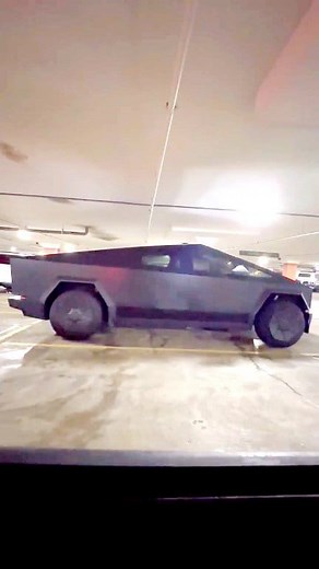 12 comments | Nakatabi namin ang future... future car Tesla. Would you like to have a cybertruck... #carofthefuture #tesla #cybertruck #electricvehicle | Gloria Ramos | Facebook