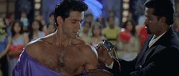 11 Annoying Things Of A 'Coochie Poochie' Couple That Their Friends Can't Stand