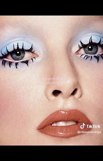 Vintage 60s Makeup Styles and Trends