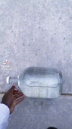 7.6K views · 539 reactions | His sidewalk power level is over 9000! #dbz #goku #dragonballz #dragonballsuper #dragonball | BeigeSaiyan | Facebook