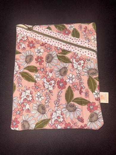 Hemingway Pouch (large 9x12”) in Pink Botanical Print - Etsy