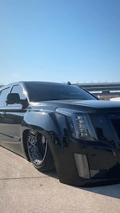 10K reactions · 38 comments | Bagged and Bougie 掠 @svt_guero1046 Bagged widebody Escalade is as bad as they come 鹿 #streettrucks #droppedtrucks #truckinaround #baggedtrucks #baggedlife #widebody #lifeonair #cadillacescalade | Street Trucks | Facebook