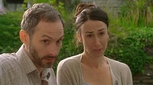 Watch Doc Martin Season 3 Episode 3 - Love Thy Neighbor