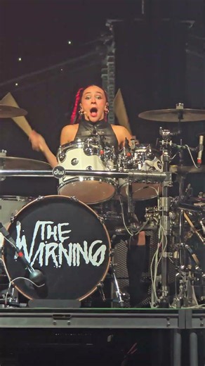 The Warning Evolve NYC 6-11-26 Pau #thewarningrockband #thewarningarmy #drummer #paulinavillarreal