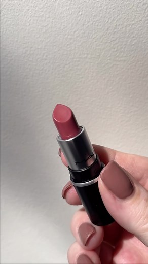 Leah Johnson | lipstick & beauty on Instagram: "Featuring the fan favourite Mehr by @maccosmeticscanada @maccosmetics! . . #maccosmetics #macmakeup #macmehr #maclipstick #maclip #maclipsticks #maccanada #lipstickoftheday #lipoftheday #lotd #lipswatch #lipswatches #sephora #sephoracanada #springmakeup #springmakeuplook #pinklipstick #pinklip #luxurybeauty #luxurymakeup #torontobeautyblogger"
