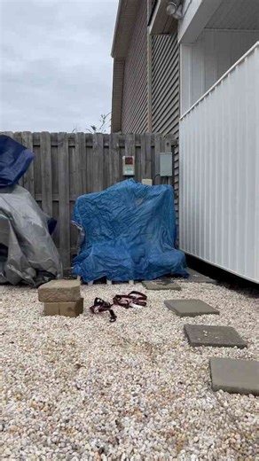 How to prevent pool pipes and pump from freezing