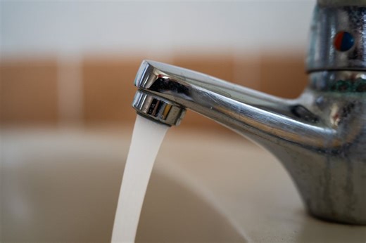 ENQUÊTE : dans les Ardennes et dans la Meuse, record de France de la pollution aux PFAS dans l’eau potable
