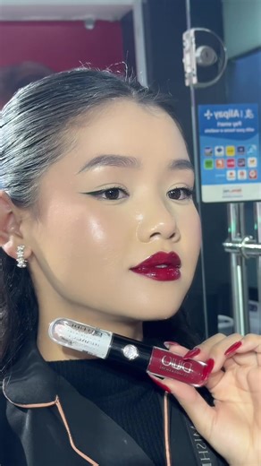 Two Moods, One Lipstick: Explore Shade 4618