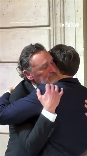 L'émotion de Jean-Paul Rouve décoré de la Légion d’honneur