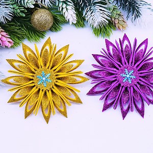 6.6K views · 96 reactions | Get into the holiday spirit with these stunning handmade snowflakes! In this video, I'll show you step-by-step how to create beautiful snowflake decorations that are perfect for Christmas. #Christmas #crafts #diy #snowflakes #craft #decor | DIY Crafts & Art | Facebook