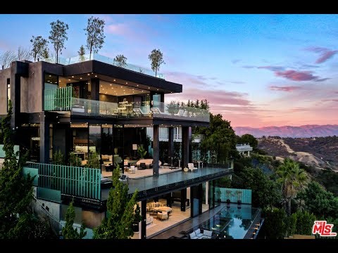 2304 Donella Cir, Los Angeles, CA 90077
