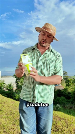 Como fortalecer o gramado 💪👨‍🦳 #shorts #gramado #humor #forthjardim