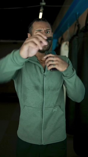 Learn to strike without a script. Hit what needs to be hit, create opening, be fluid and unpredictable. #mma #striking #fyp #ufc #fighter #viral #helpme #sharethis