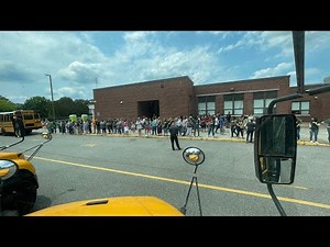 22-23 Last Day of School Bus Wave - HAPPY SUMMER!