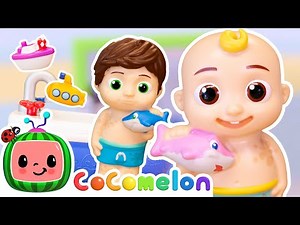 Time To Get All Clean! (TOY VERSION) 🧼 | CoComelon Nursery Rhymes & Kids Songs | CoComelon Toy Play