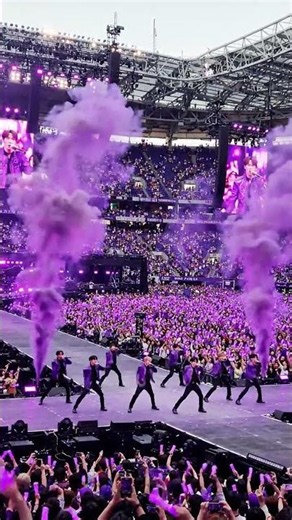The Ultimate Purple Ocean! 7-Member K-Pop Band Powerful Stadium Performance #bts