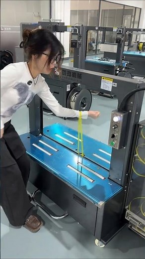 Fully automatic strapping machine, saving manpower, effort and costs Full-automatic baling machine.