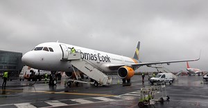 What caused Thomas Cook to collapse?