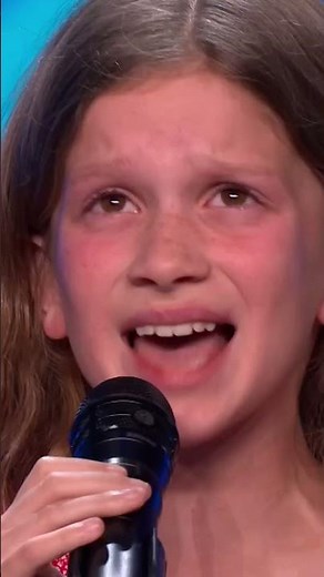OMG she can sing!! 🤯