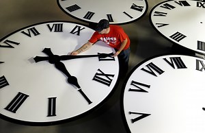 Daylight Saving Time 2022: When do clocks ‘spring forward’ this year?