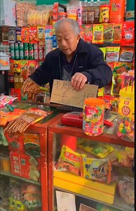477K views · 7.7K reactions | These snacks when I was a child, I have eaten three children! ,Childhood snacks ,Nostalgic snacks | Zhi En | Facebook