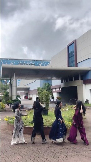 How's it 😂🤣 #trending #dance #viralvideo #trend #shortsfeed