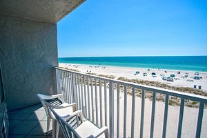 Treasure Island Vacation Rental | Affordable Island Inn Beachfront Stateroom.  Comfortable with Great Rates and a Perfect View! | Island Inn Resort | Condo Rental