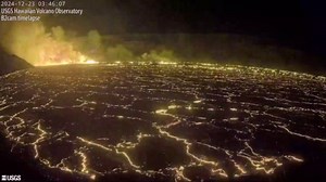 Timelapse footage shows Hawaii’s Kilauea volcano eruption