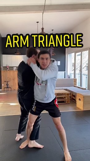 Ultimate Arm Triangle Submission: A Jiu-Jitsu Masterclass