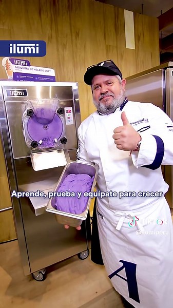 🍦🫐 Taller gratuito en Lima Aprende a preparar helado de yogurt griego con topping de arándanos, una opción fresca y deliciosa para sumar a tu oferta de postres. Conoce tips y recomendaciones para lograr una textura cremosa y una presentación que destaque. 👩🏻‍🍳 Con María Jose de Ragelatto 📅 19/03 🕒 2:30 p.m. 📍 Av. Primavera 515 – San Borja ✨ Cupos limitados. ¡Te esperamos! 👉 Inscríbete en nuestros comentarios #Ilumi #TallerGratuito #Heladería #Lima