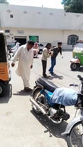 683K views · 2.4K reactions | Boy and auto driver fight | Hanstay raho | Facebook