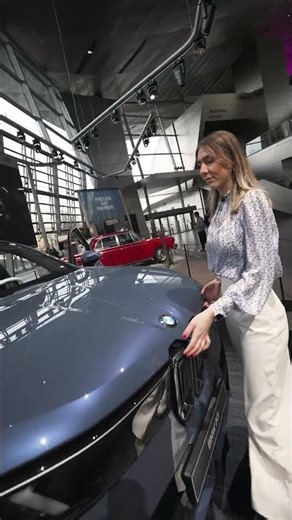 2025 BMW iX3 - Frunk